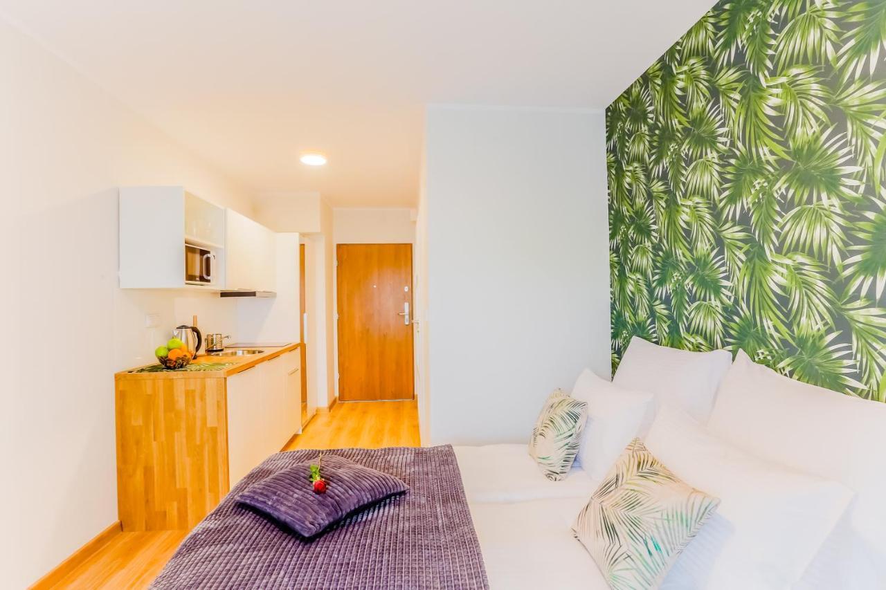 Coin Apartamenty Krakowska Wrocław Exteriör bild